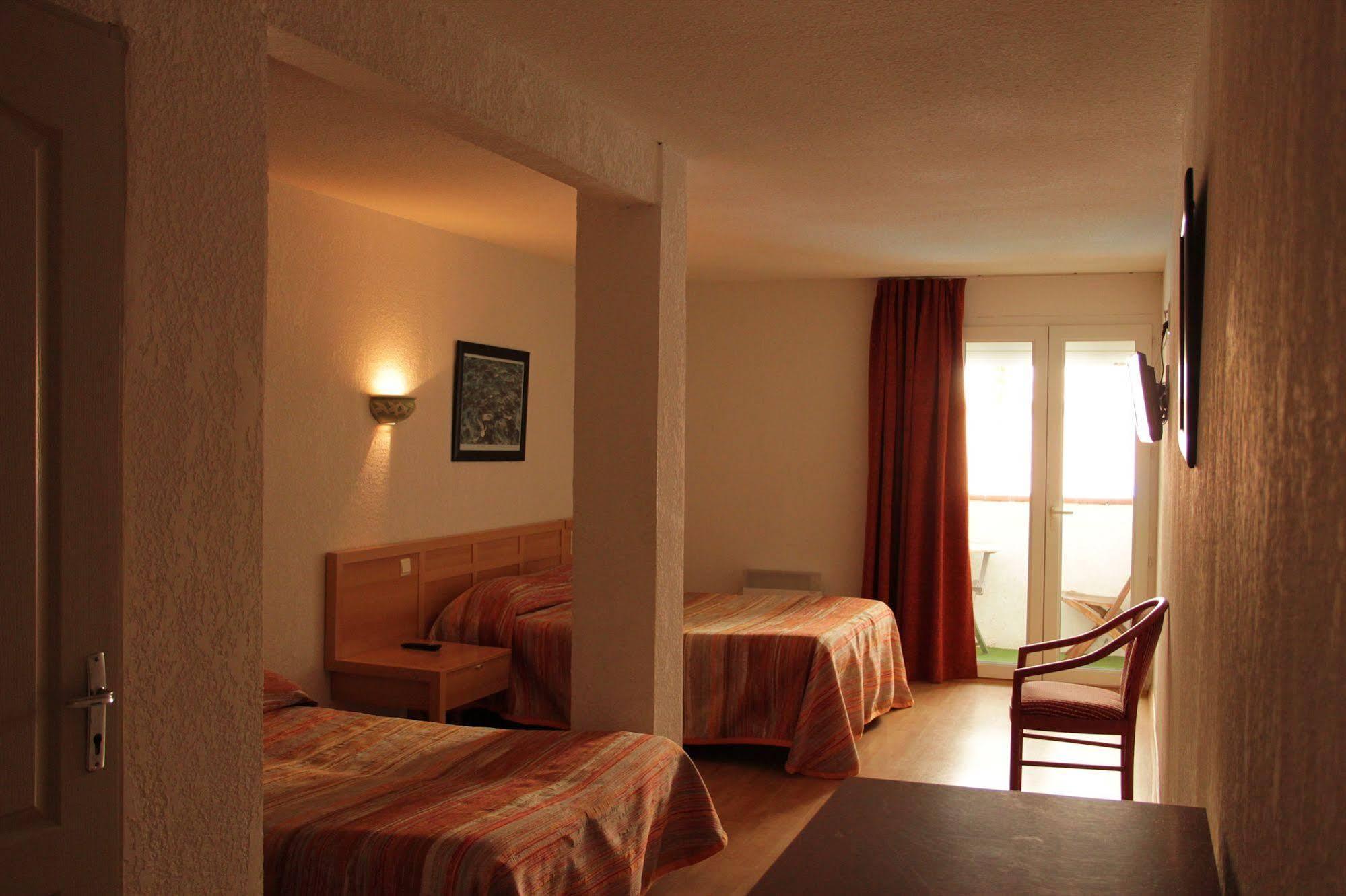 Hotel Saint Georges, Face à la mer Canet-en-Roussillon Esterno foto