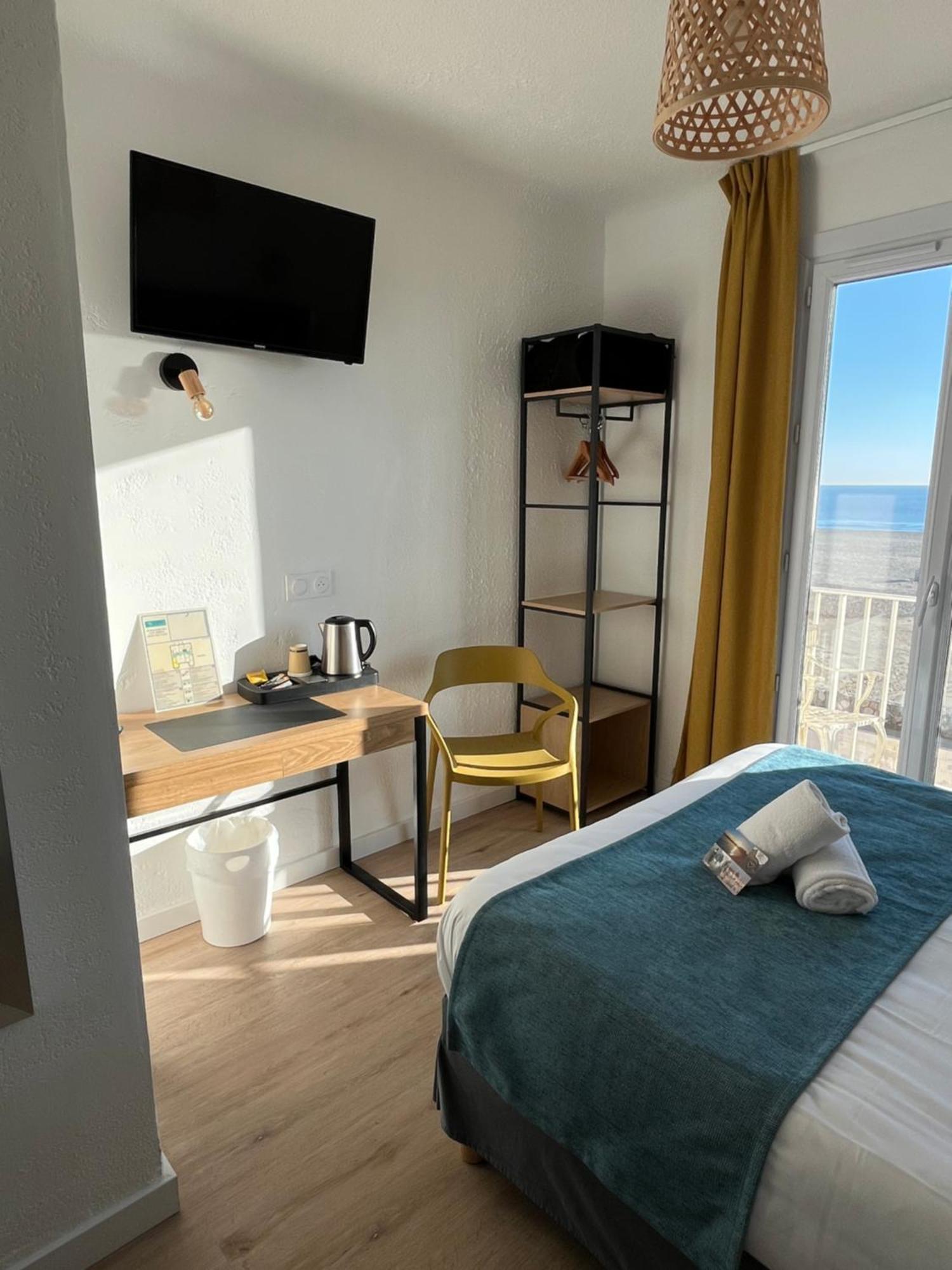 Hotel Saint Georges, Face à la mer Canet-en-Roussillon Esterno foto