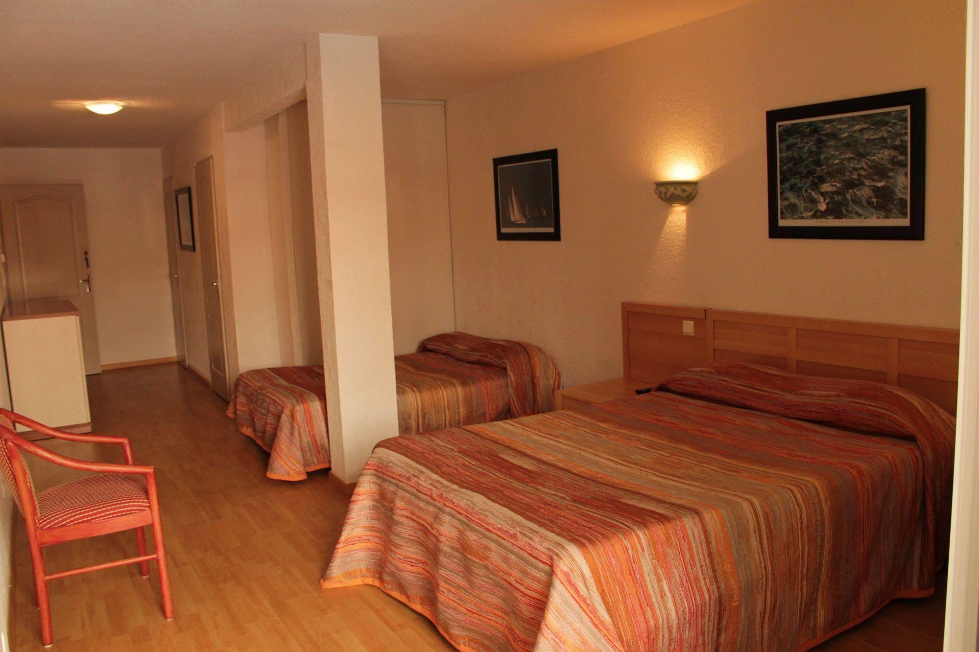 Hotel Saint Georges, Face à la mer Canet-en-Roussillon Esterno foto