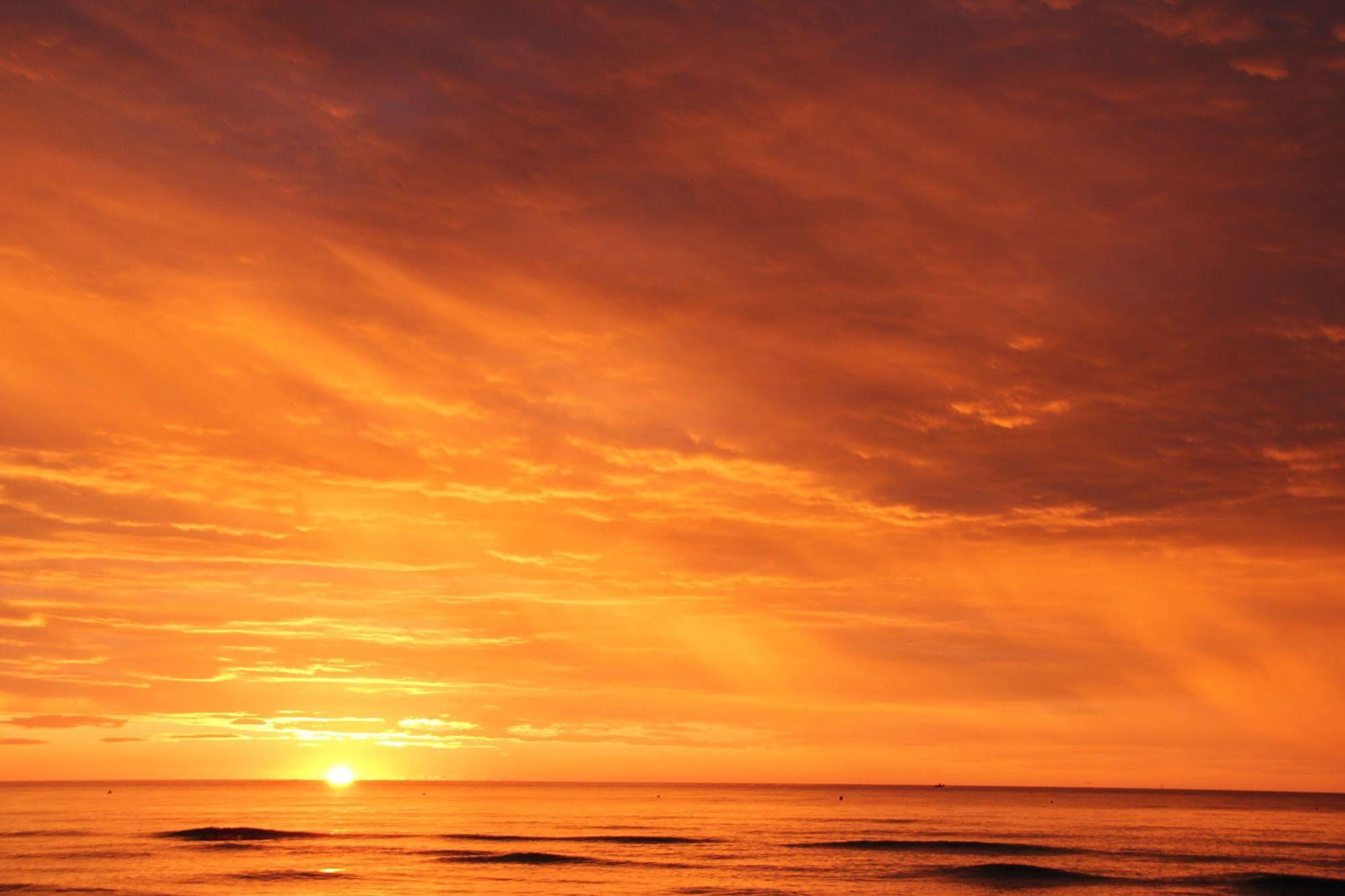 Hotel Saint Georges, Face à la mer Canet-en-Roussillon Esterno foto